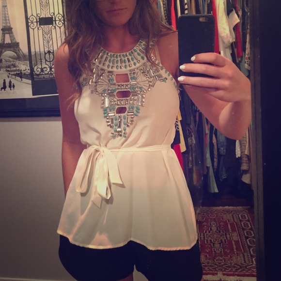 Bebe white embroider blouse
