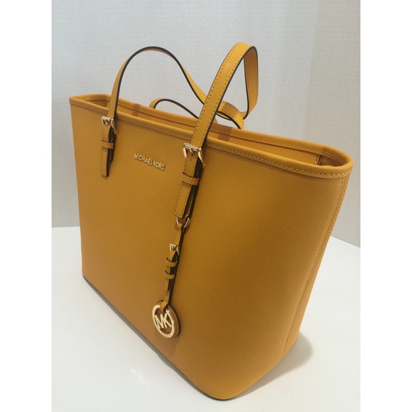 Michael Kors Jet Set a Travel Tote - Picture 3 of 4