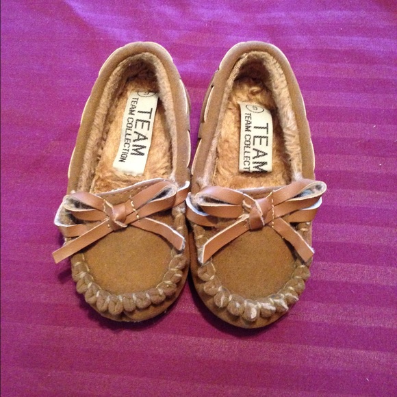 Moccasin like