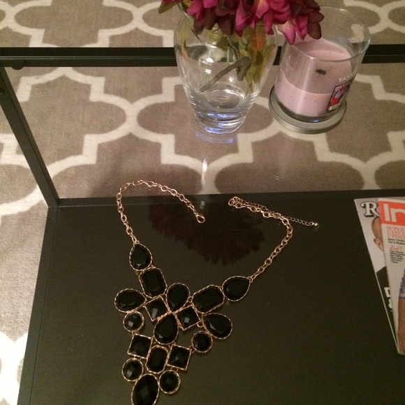 Francesca's necklace