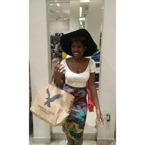 Meet your Posher, Nneke