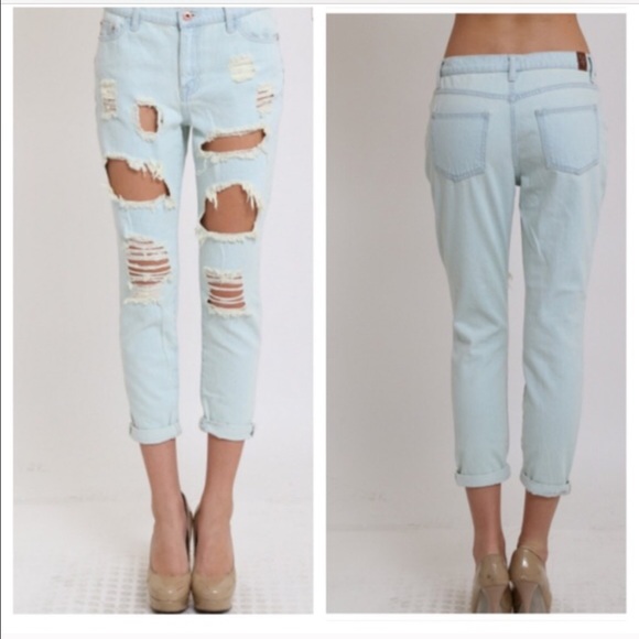🔴 Boyfriend distress jeans BOGO SALE - Picture 2 of 3