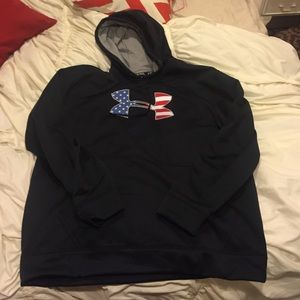 Under Armour sweatshirt