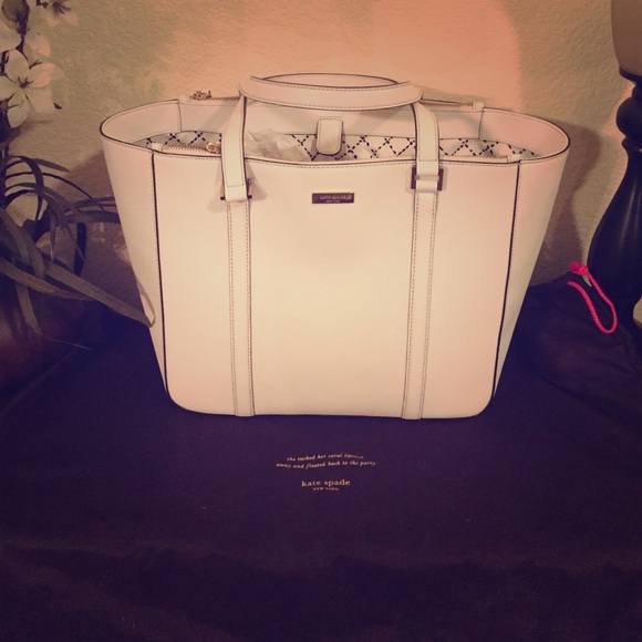 SOLD!!! Brand new, white leather tote!