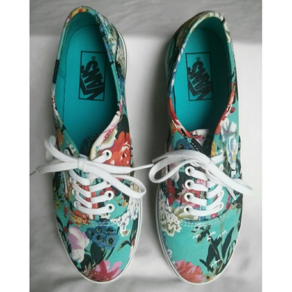 floral Lo Pro Vans