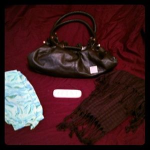 DOONEY & BOURKE PURSE