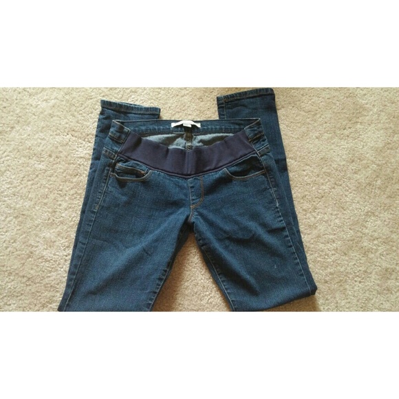 Size 27 FOREVER XXI MATERNITY JEANS