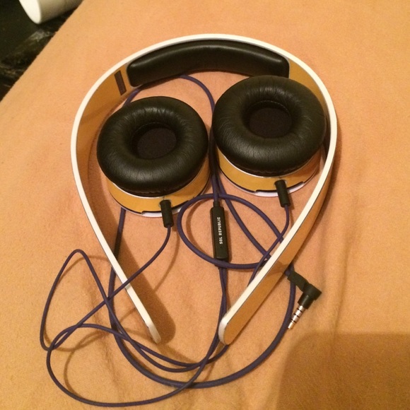 LSU Sol republic headphones - Picture 3 of 3