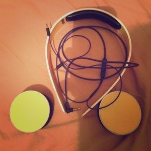 LSU Sol republic headphones