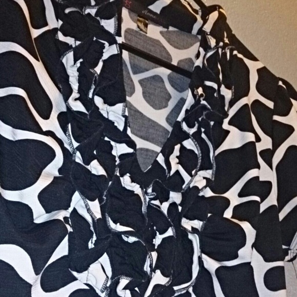 Giraffe top - Picture 2 of 3
