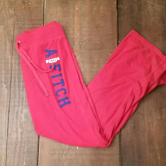 Closing 9/16 🐊A&F sweatpants