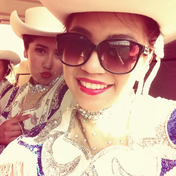 Meet your Posher, Ariana