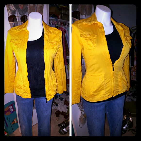 *SOLD* Jacket - Picture 1 of 1