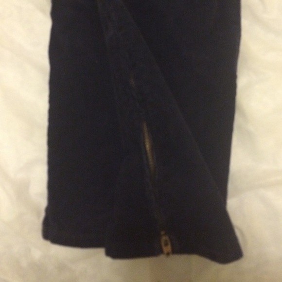 Like new navy J Crew skinny corduroys with zip - Picture 3 of 4