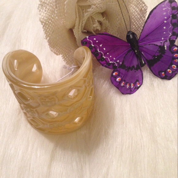 Tory Burch Jewelry - Tory Burch Resin Logo Cuff Bracelet