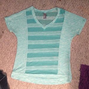 Loose fitting juniors short sleeve