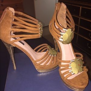 H By Halston heels ... NWOT