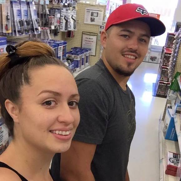 Meet your Posher, Emilee - Picture 1 of 1