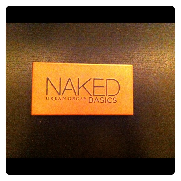 Naked by Urban Decay Eye Shadow 💫