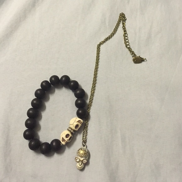 Skull Necklace & Bracelet Bundle