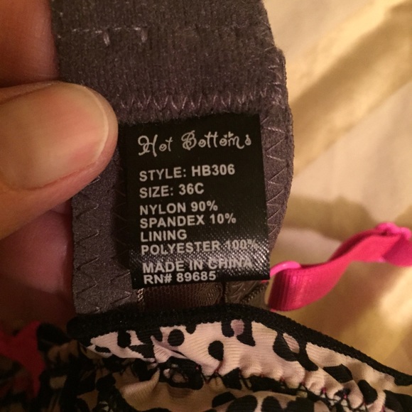 🚫SOLD IN BUNDLE🚫NWT bra and panty set - Picture 2 of 3