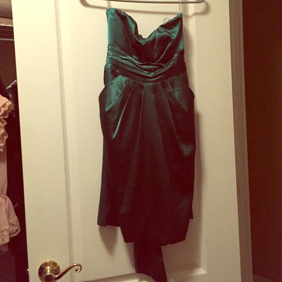 Mermaid green dress w/ pockets!