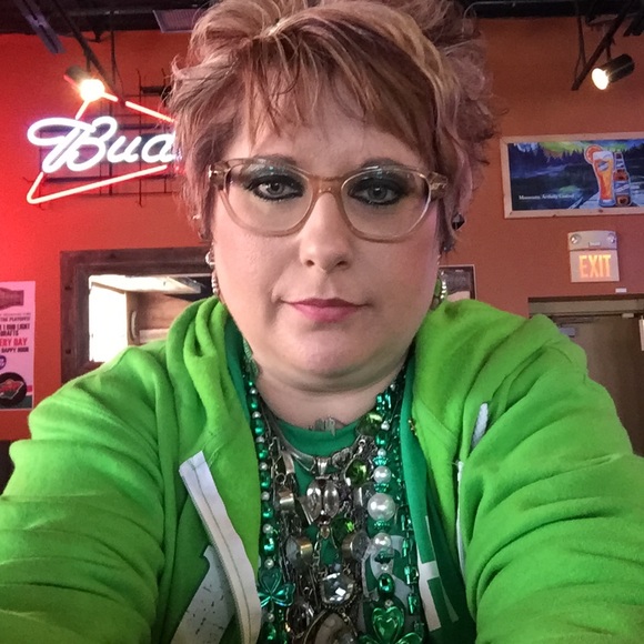 Meet your Posher, Kelly - Picture 5 of 5