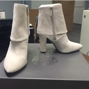 Cream boots size 5.5