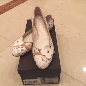 Louis Vuitton Multicolor Flats!