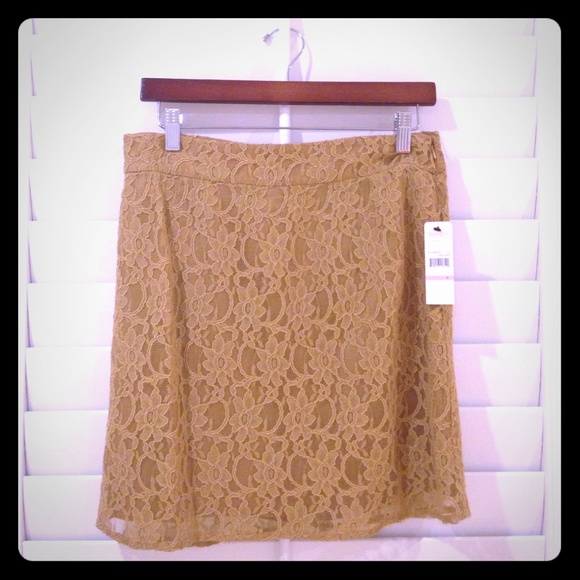 NWT Laundry by Shelli Segal Lace Skirt