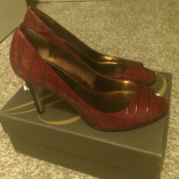 Enzo Angiolini pumps
