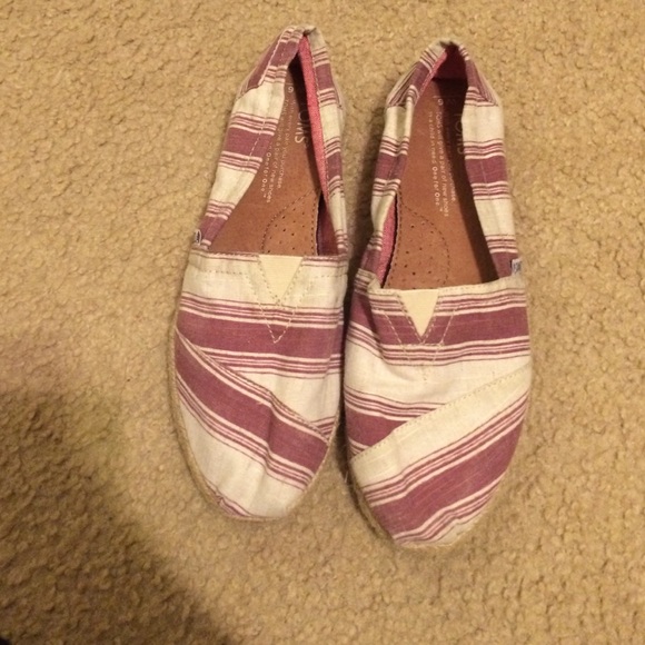 Toms