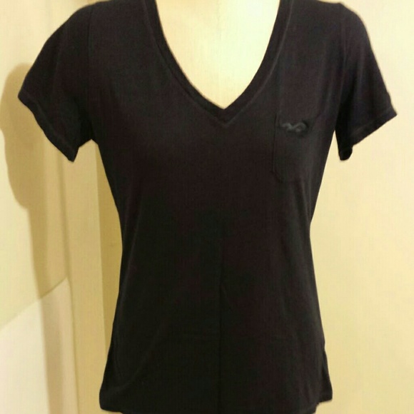 HOLLISTER - Picture 2 of 3