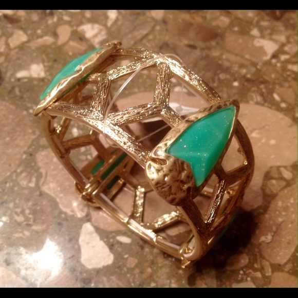 Jewelry - Sparkle Arrow Fashion Bracelet