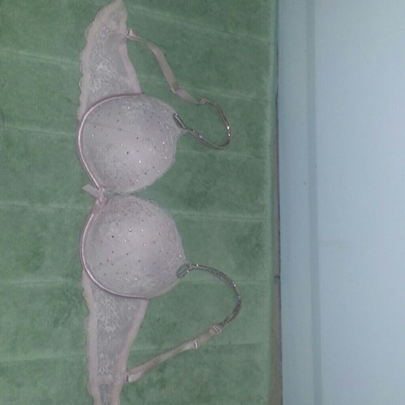 Victoria secret bra never used