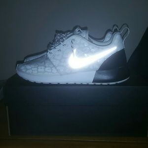Nike Roshe Run Reflective