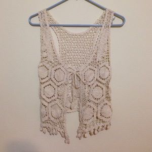Knit sleeveless vest