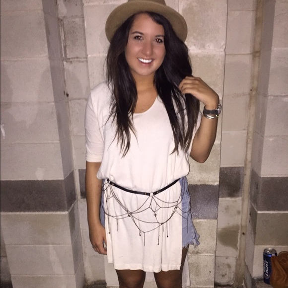 Meet your Posher, Lara