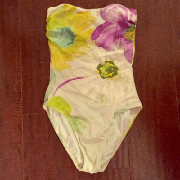 Very cute flower print bathing suit