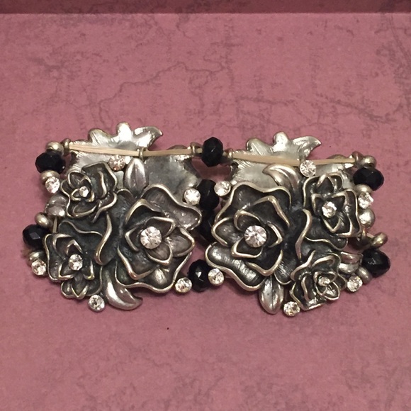 Flower bracelet