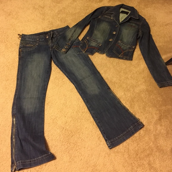 Rocawear denim outfit