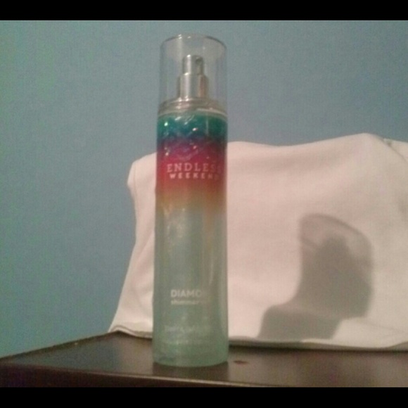 Bath & Body Works shimmer mist