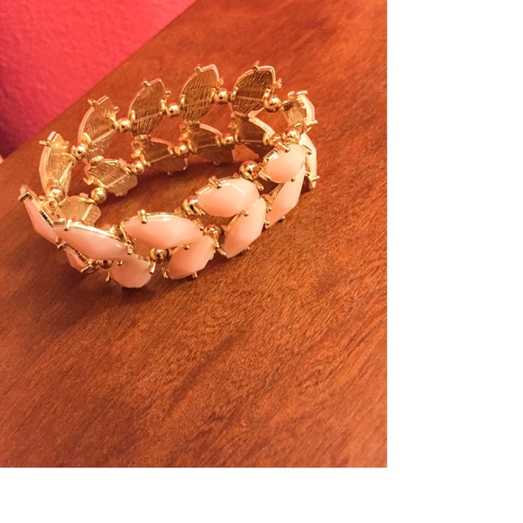 FREE Greek Style Flower Leaf Bracelet