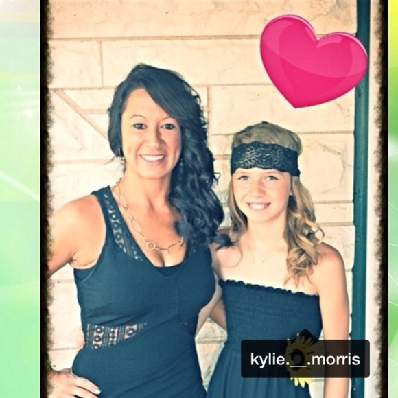 Meet your Posher, Danielle - Picture 1 of 1