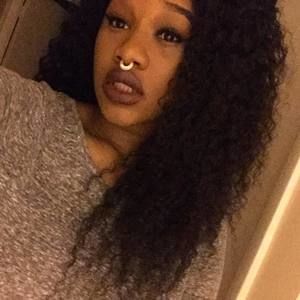 Meet your Posher, Diana