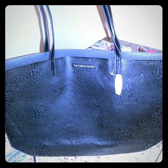 Victoria secrets new tote!
