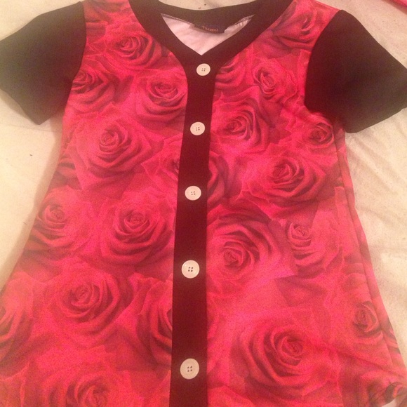 Rose baseball shirt
