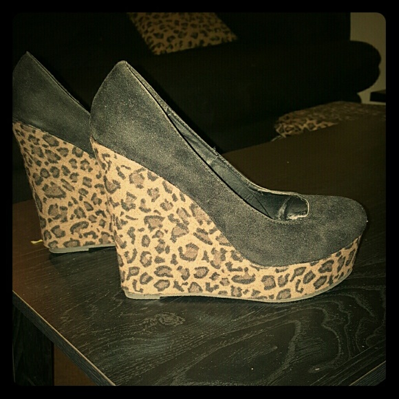 Platform wedges