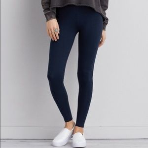 American Eagle "Hi-Rise Legging"