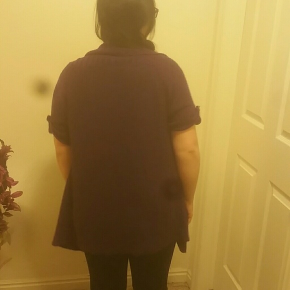 Sweater - Picture 1 of 3